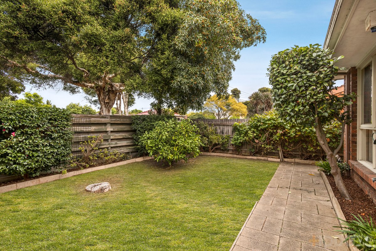 1 / 33 Cedric Street Mordialloc - Residential for sale