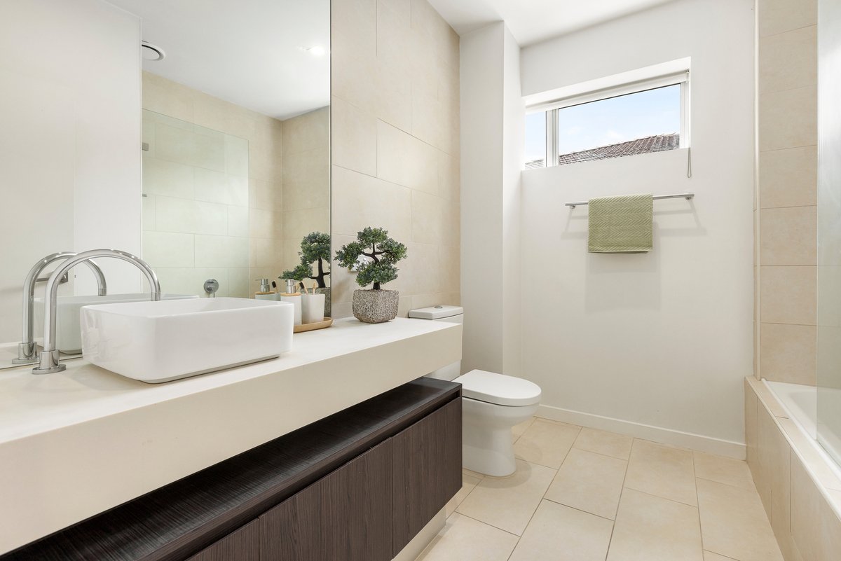 13 / 30-32 Docker Street Elwood - Residential for sale