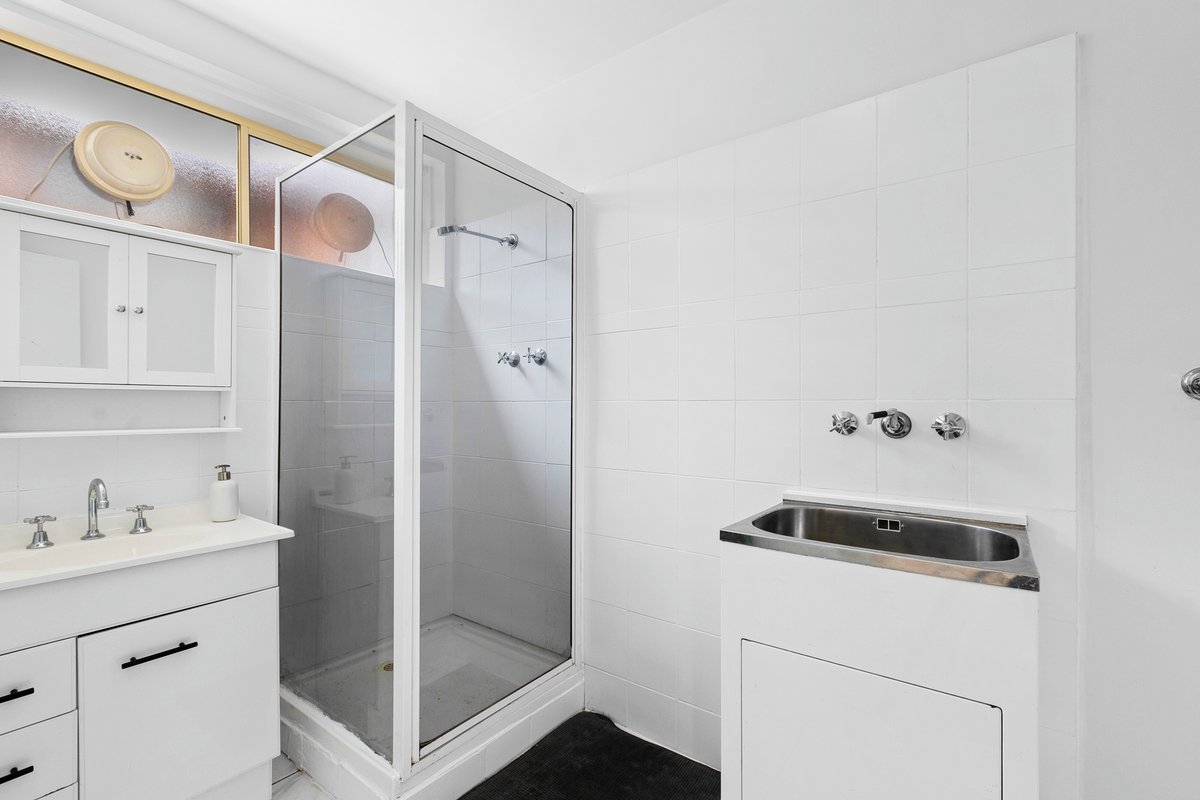 1 / 34 Bishop Street Kingsville - Residential for sale