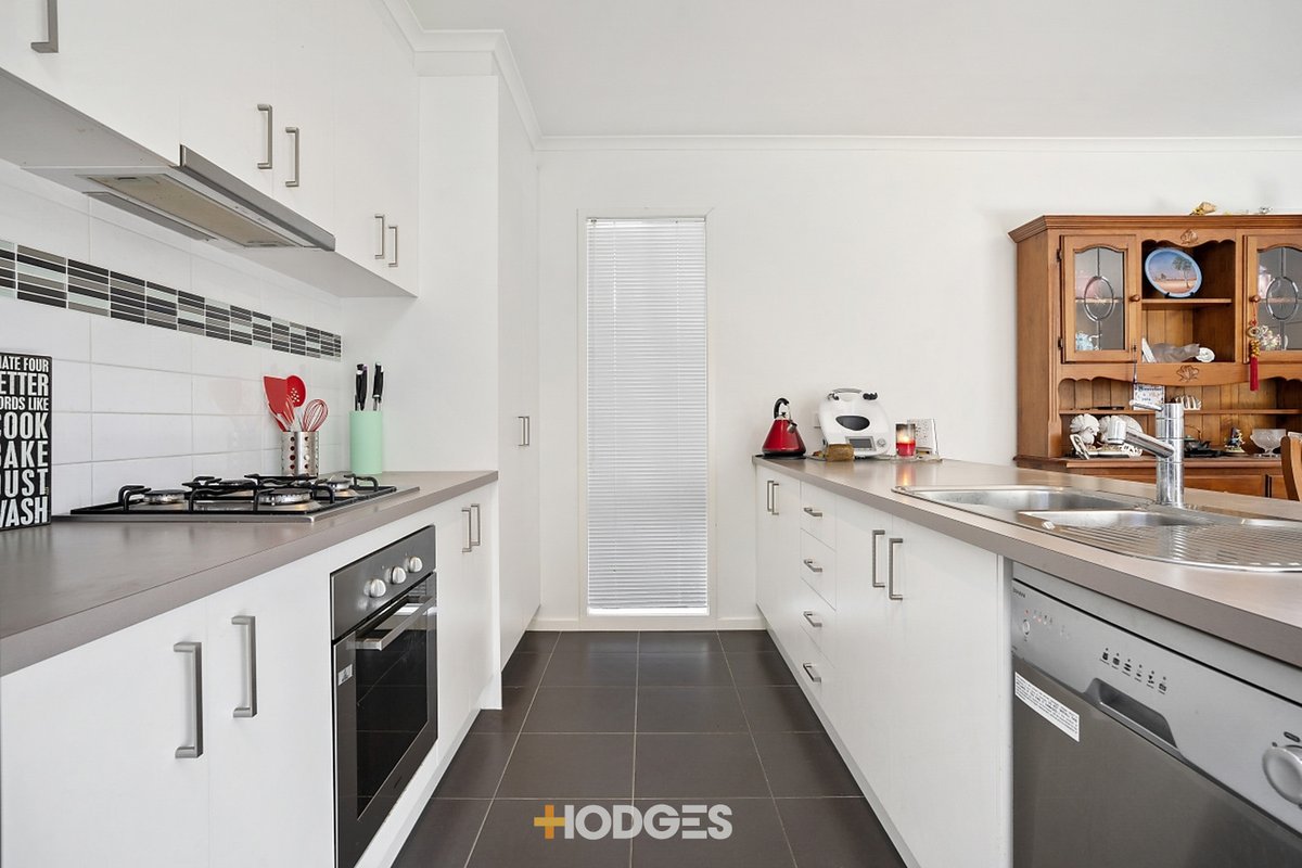 1/34 Glenfine Avenue Hamlyn Heights - Residential for sale