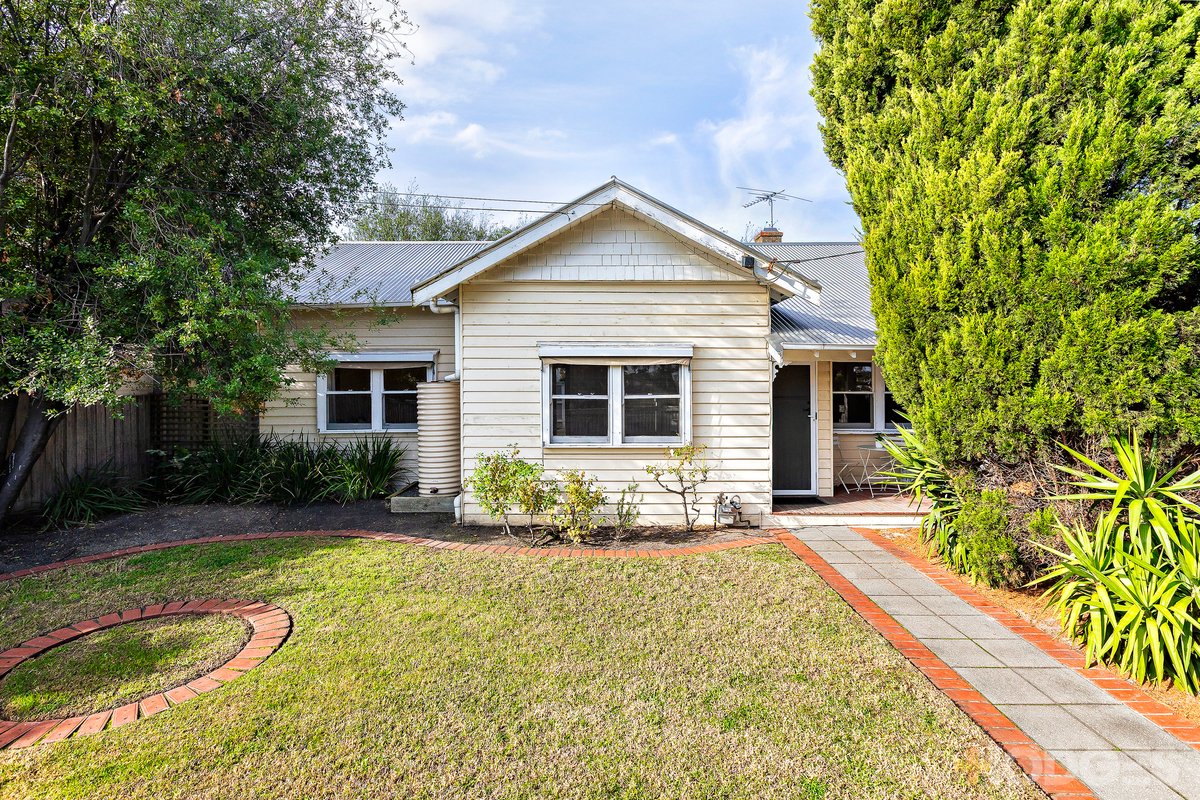 1 / 34 Kingston Street Hampton - Residential for sale