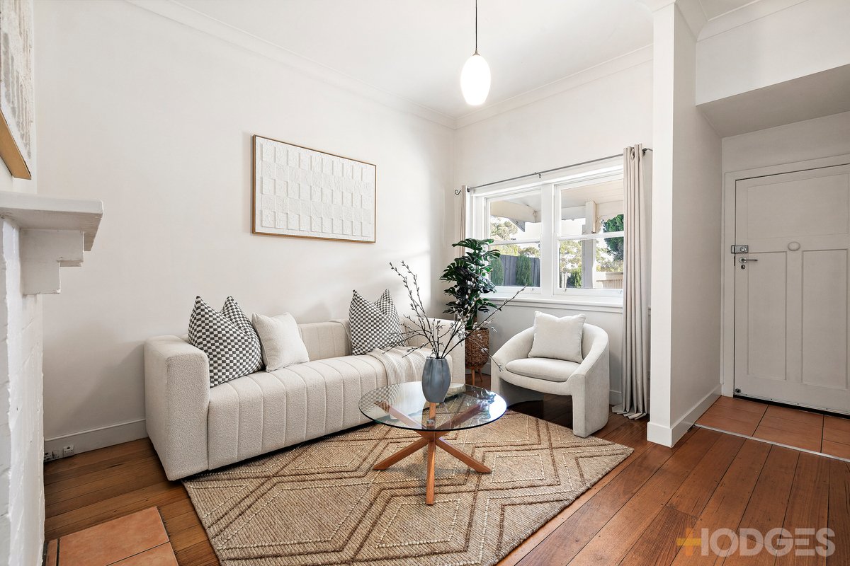 1 / 34 Kingston Street Hampton - Residential for sale