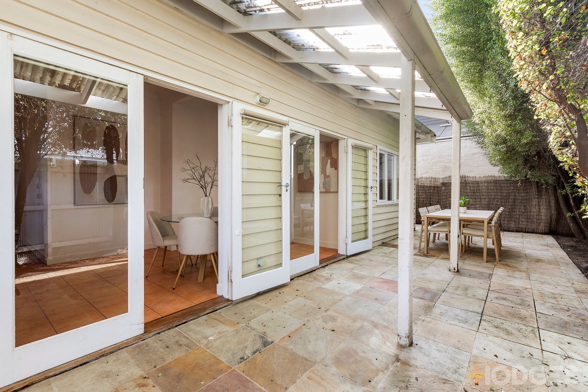 1 / 34 Kingston Street Hampton - Residential for sale