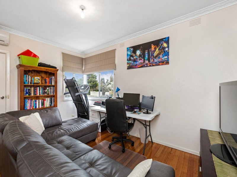 1 / 34 Waiora Parade WEST FOOTSCRAY - Residential for sale