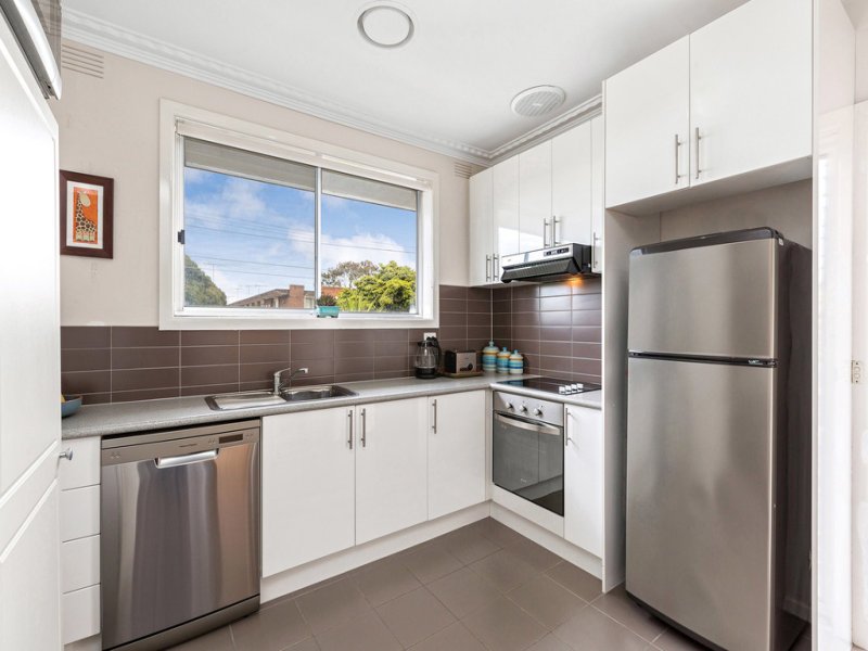 1 / 34 Waiora Parade WEST FOOTSCRAY - Residential for sale