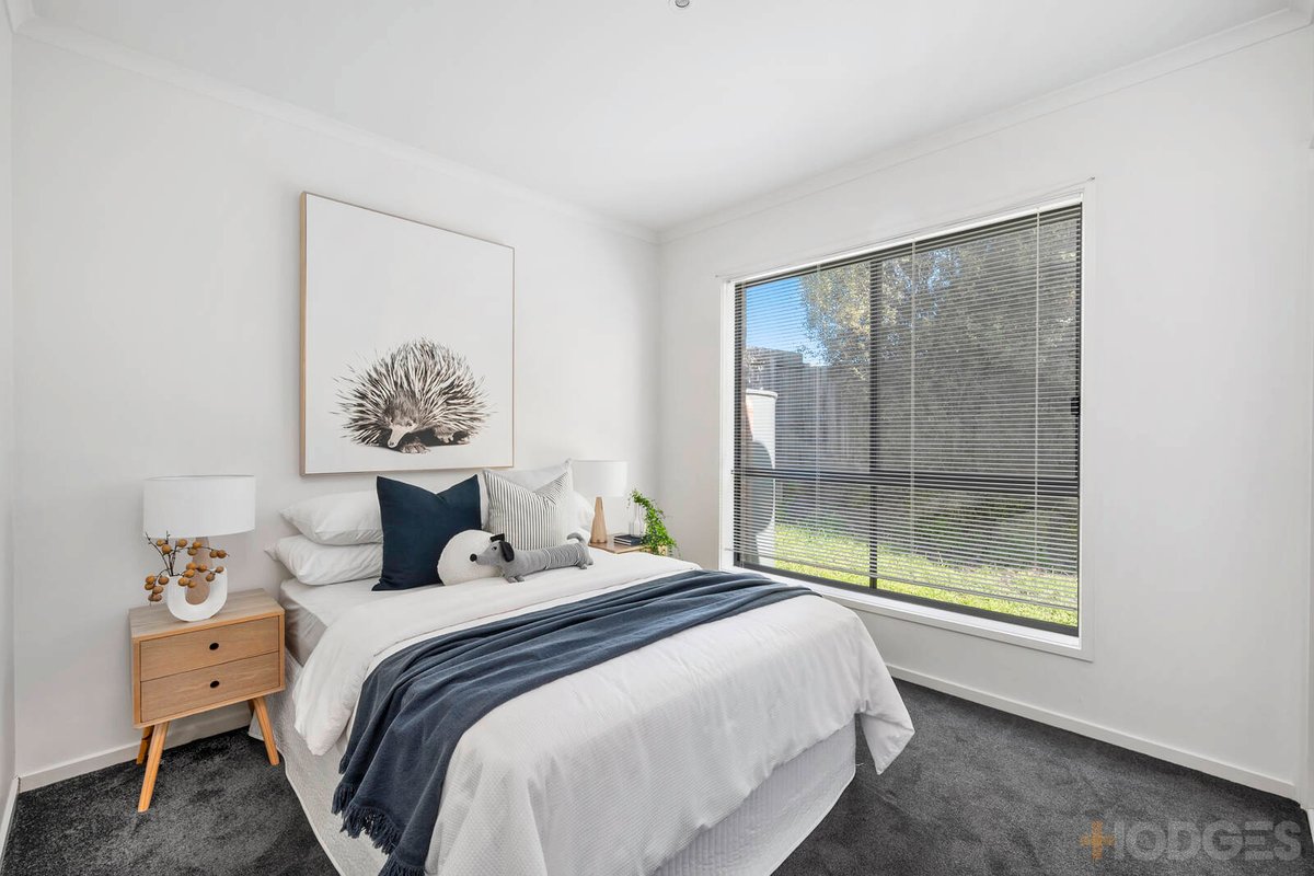 1 / 34 Weeroona Avenue Hamlyn Heights - Residential for sale