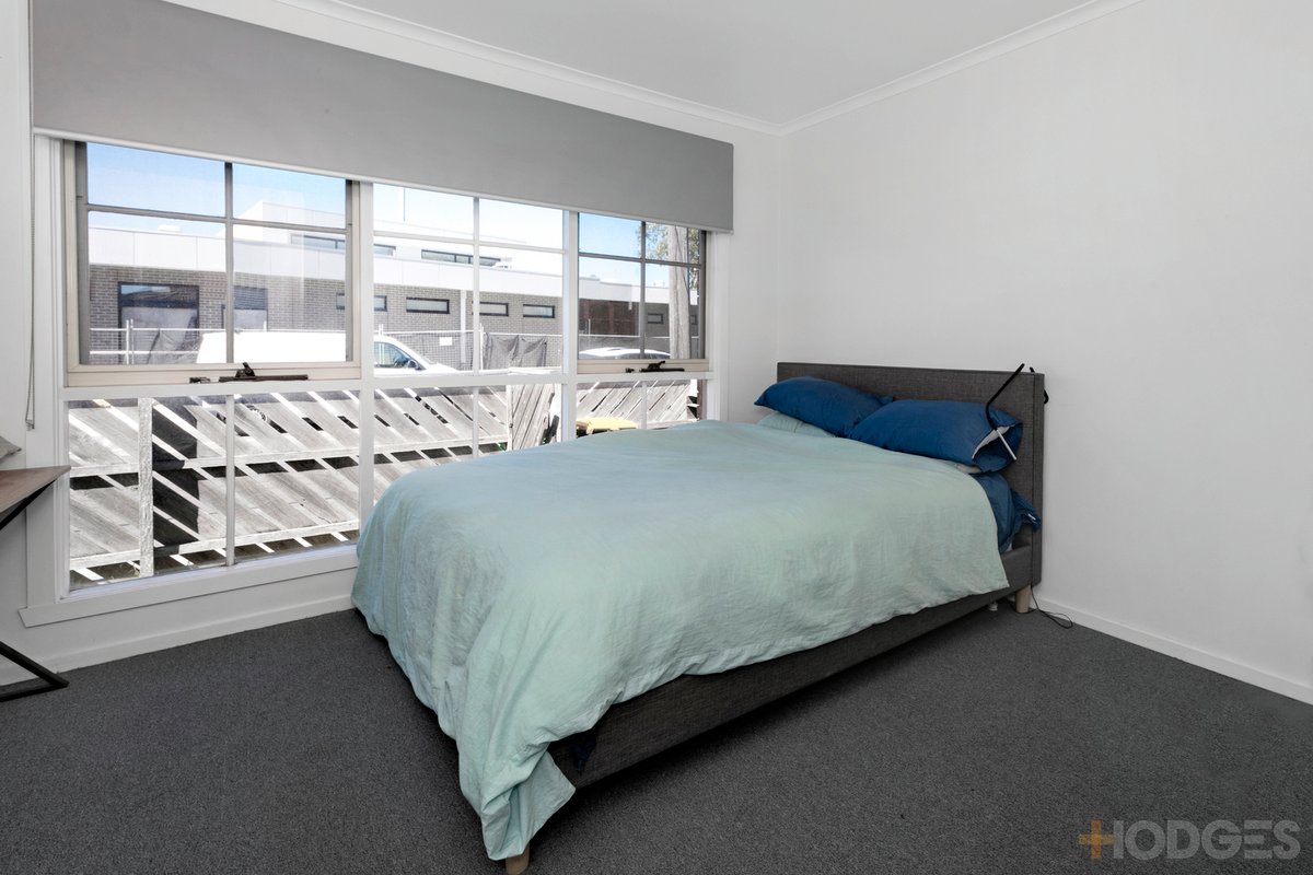 1 / 35 Madden Avenue Carnegie - Residential for sale