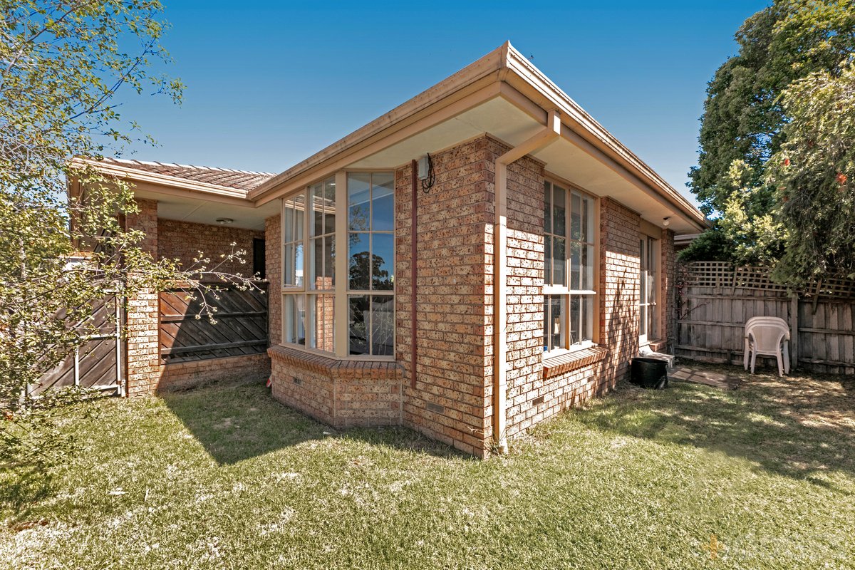 1 / 35 Madden Avenue Carnegie - Residential for sale