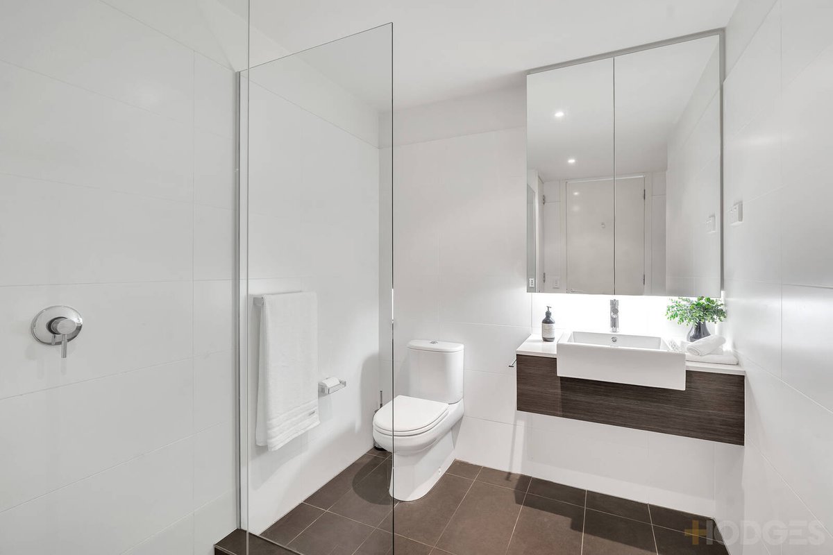 13 / 573 Glen Huntly Road Elsternwick - Residential for sale