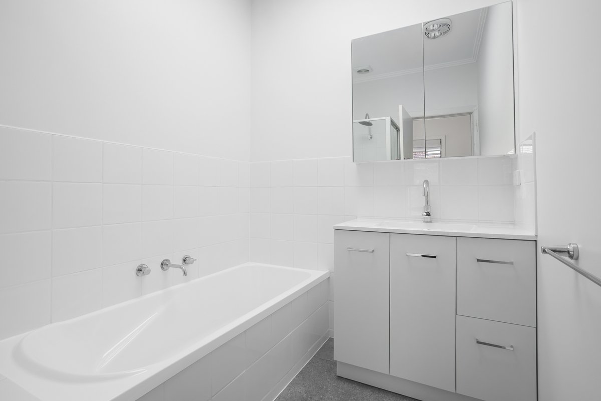 1/36 Riviera Street MENTONE - Residential for lease