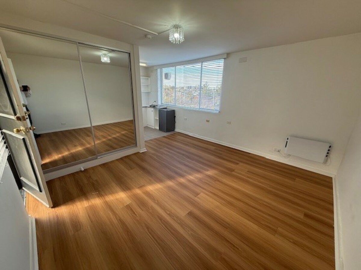 13 / 631 Punt Road SOUTH YARRA - 1 bedroom property