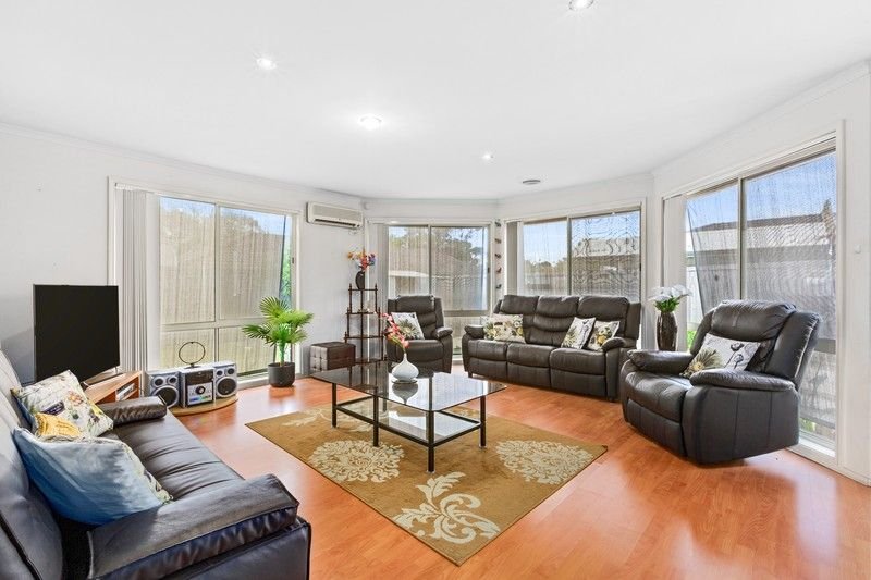 137 Carrum Woods Drive CARRUM DOWNS - Residential for sale