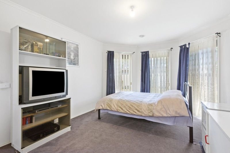 137 Carrum Woods Drive CARRUM DOWNS - Residential for sale