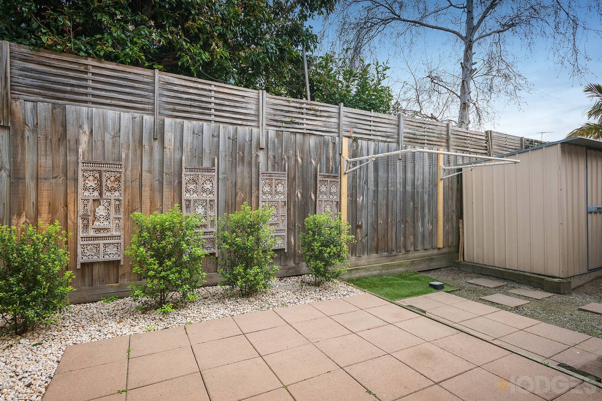 1 / 370 Como Parade West Parkdale - Residential for sale