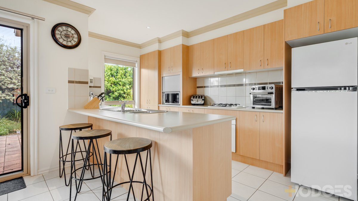 1 / 39 Warrenwood Avenue Hoppers Crossing - Residential for sale