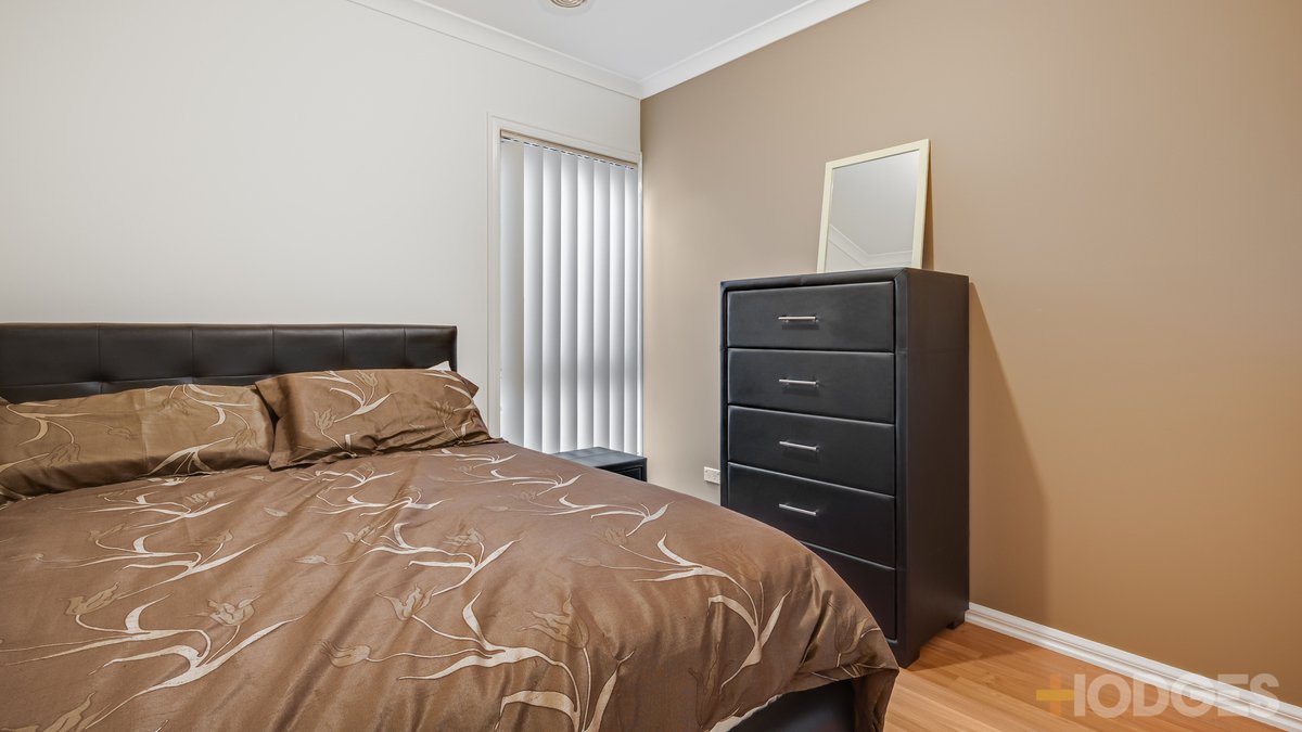 1 / 39 Warrenwood Avenue Hoppers Crossing - Residential for sale