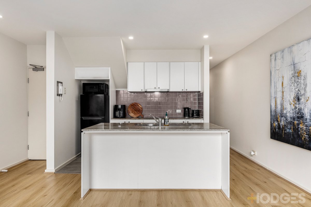 13 / 95 Highett Road Hampton - Residential for sale