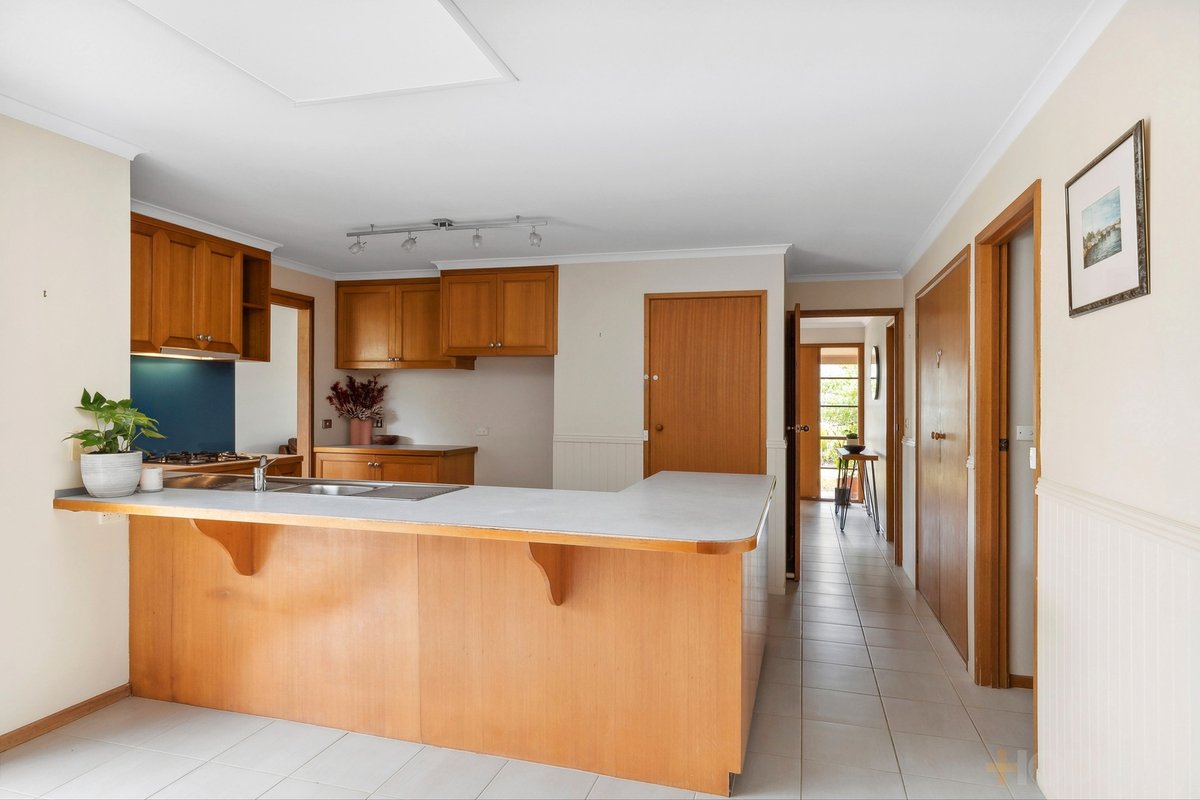 13a Heath Close Ocean Grove - Residential for sale