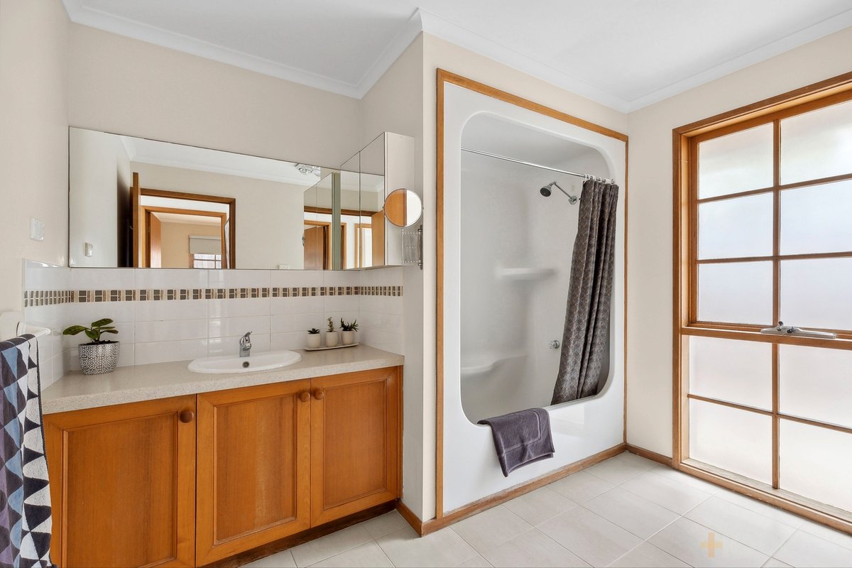 13a Heath Close Ocean Grove - Residential for sale