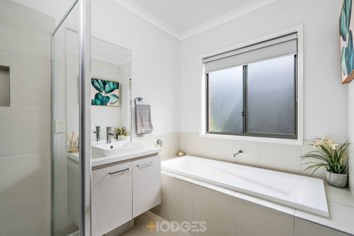 14 Adrian Circuit Tarneit - Residential for sale
