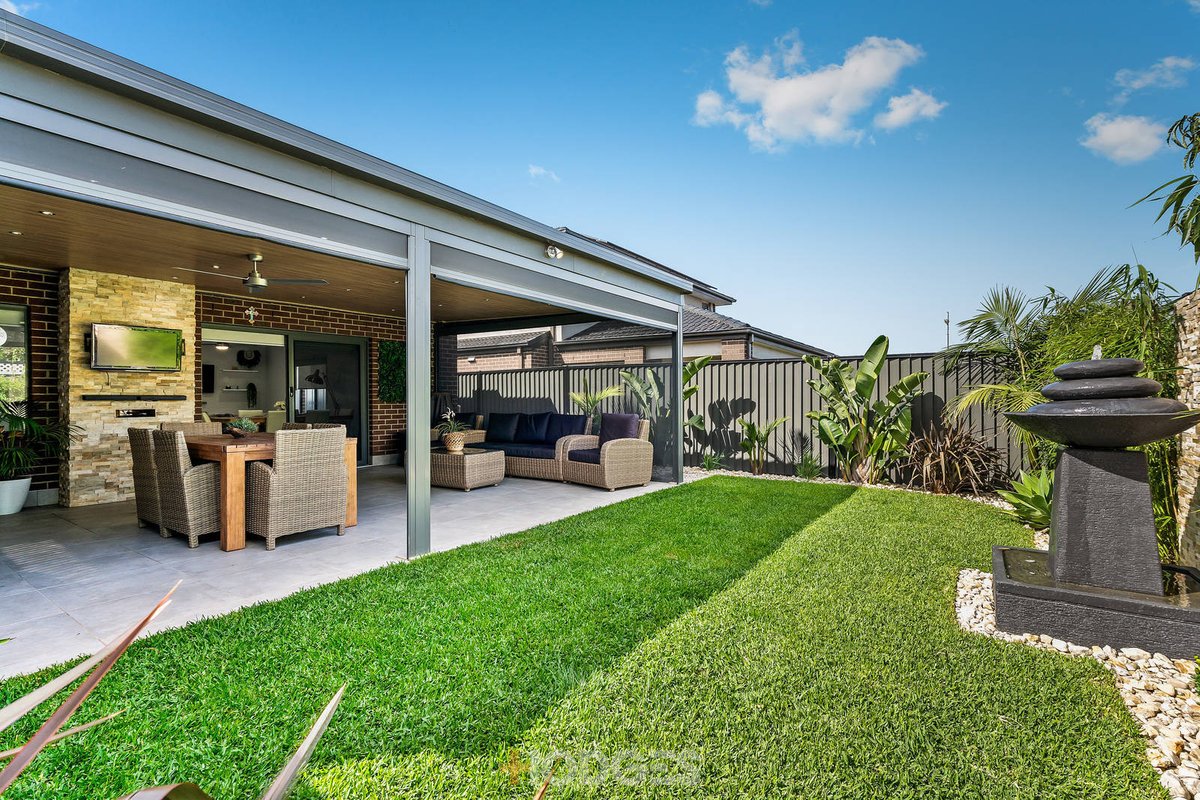 14 Adrian Circuit Tarneit - Residential for sale