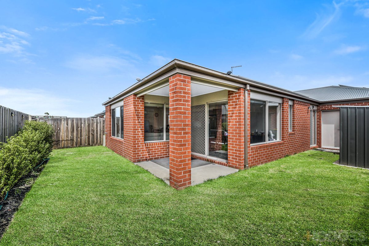 14 Cabernet Way Pakenham - Residential for sale