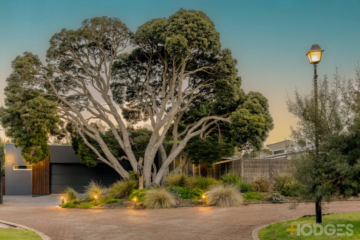 14 Chaudenay Mews Ocean Grove - 4 bedroom property