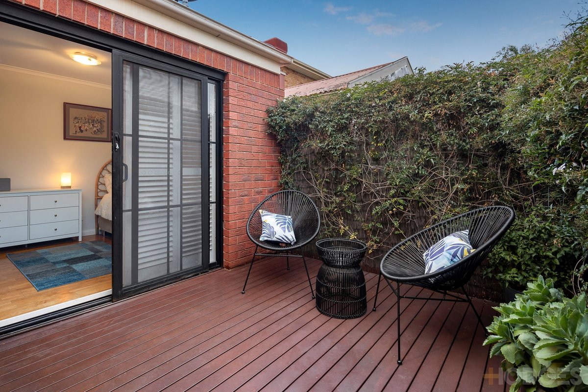 14 Crest Avenue Hampton East - Residential for sale