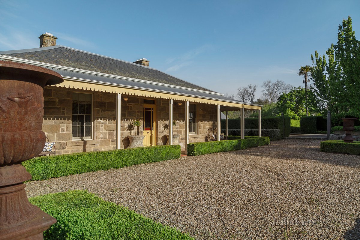 14 Dons Road, Newham, VIC 3442 House for Sale