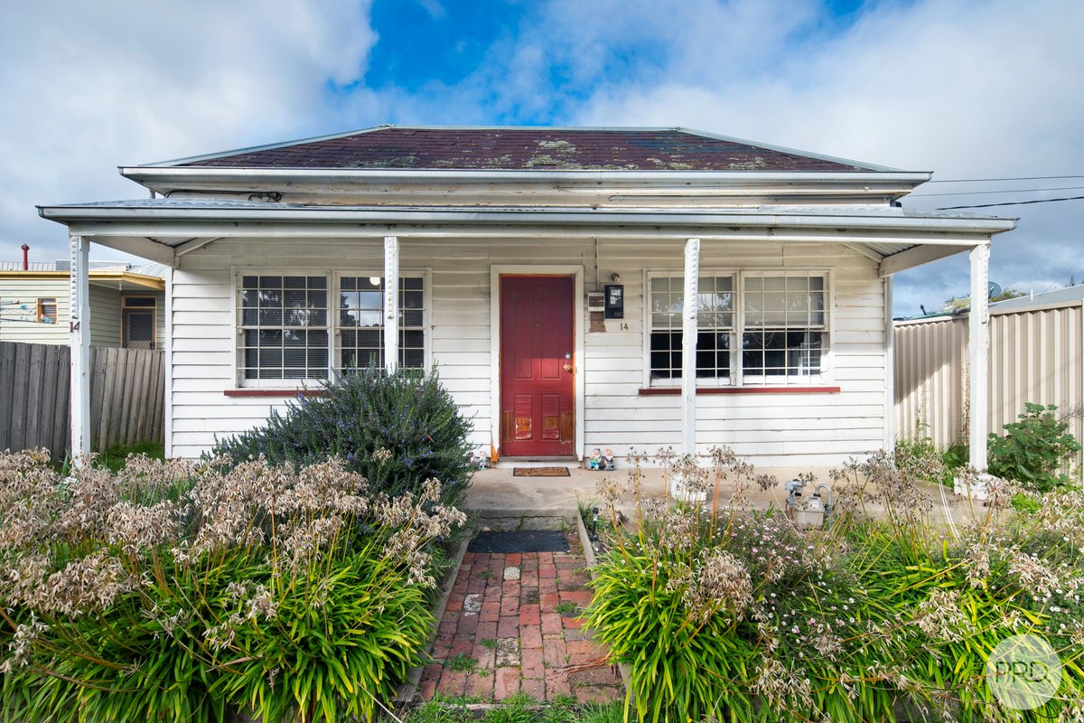 14 Dyte Parade, BALLARAT EAST VIC 3350