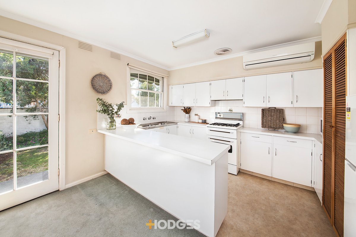 1/4 Glenmore Crescent Black Rock - Residential for sale
