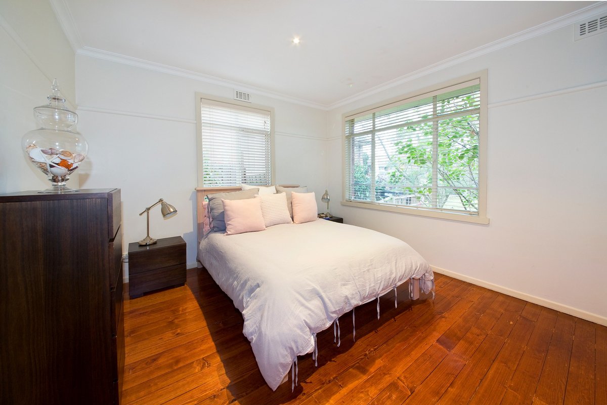 14 Heath Crescent Hampton East - Residential for lease
