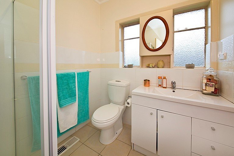 14 Heath Crescent Hampton East - Residential for lease
