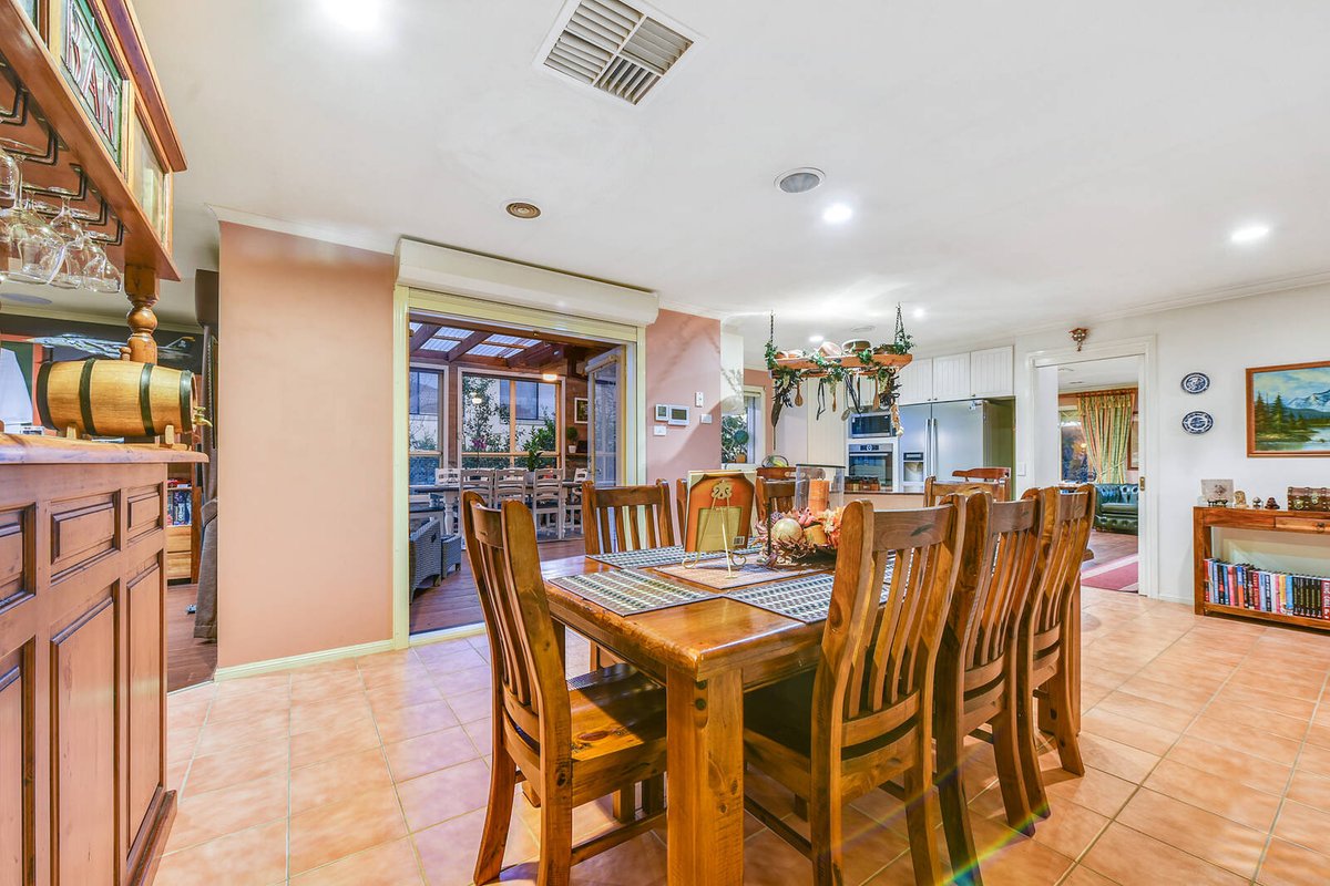 14 Homewood Boulevard Hallam - Residential for sale
