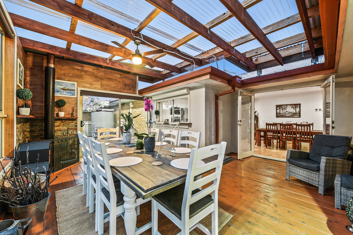 14 Homewood Boulevard Hallam - Residential for sale