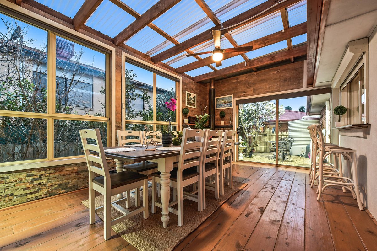 14 Homewood Boulevard Hallam - Residential for sale
