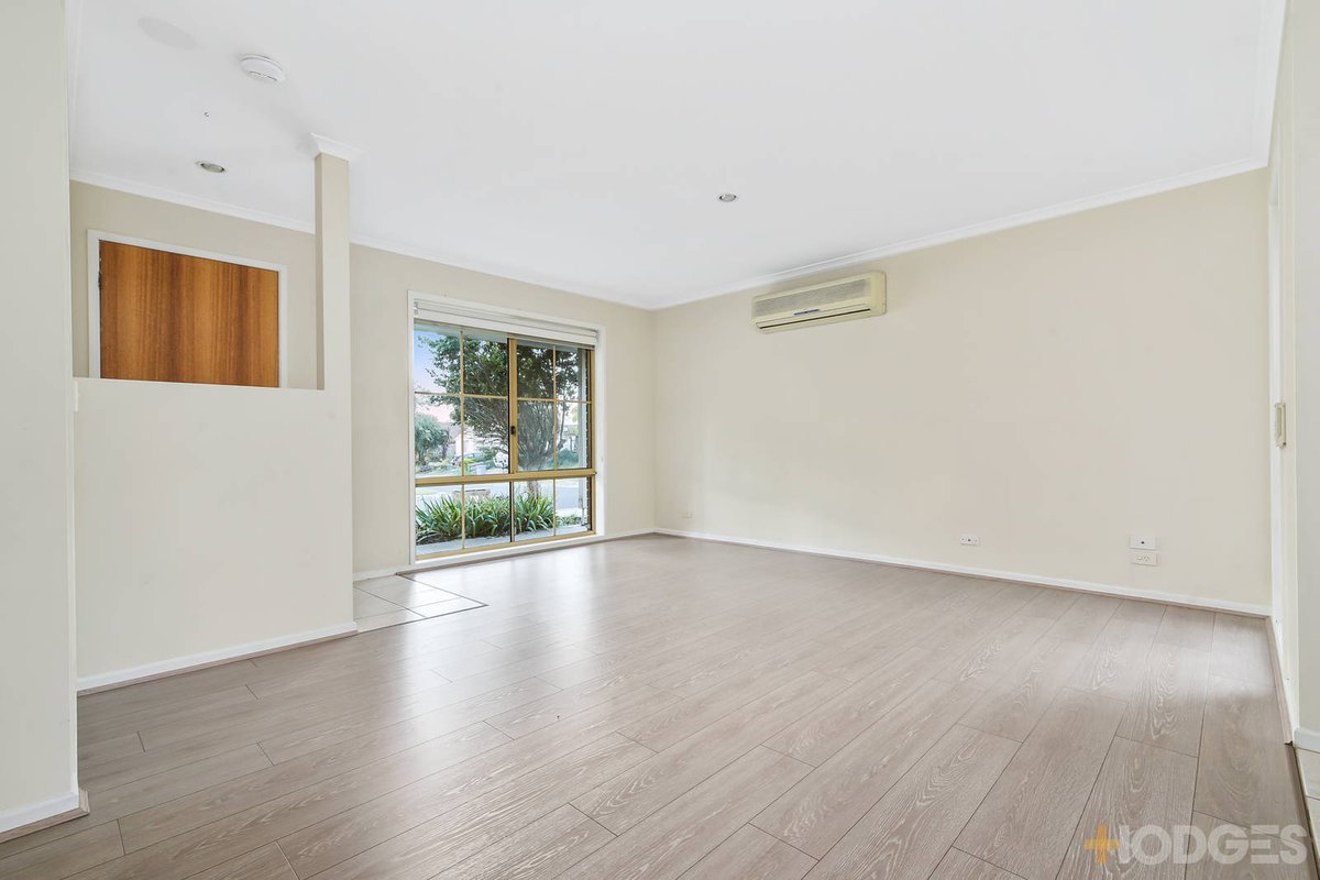 14 Lansell Drive Cranbourne North - Residential for sale