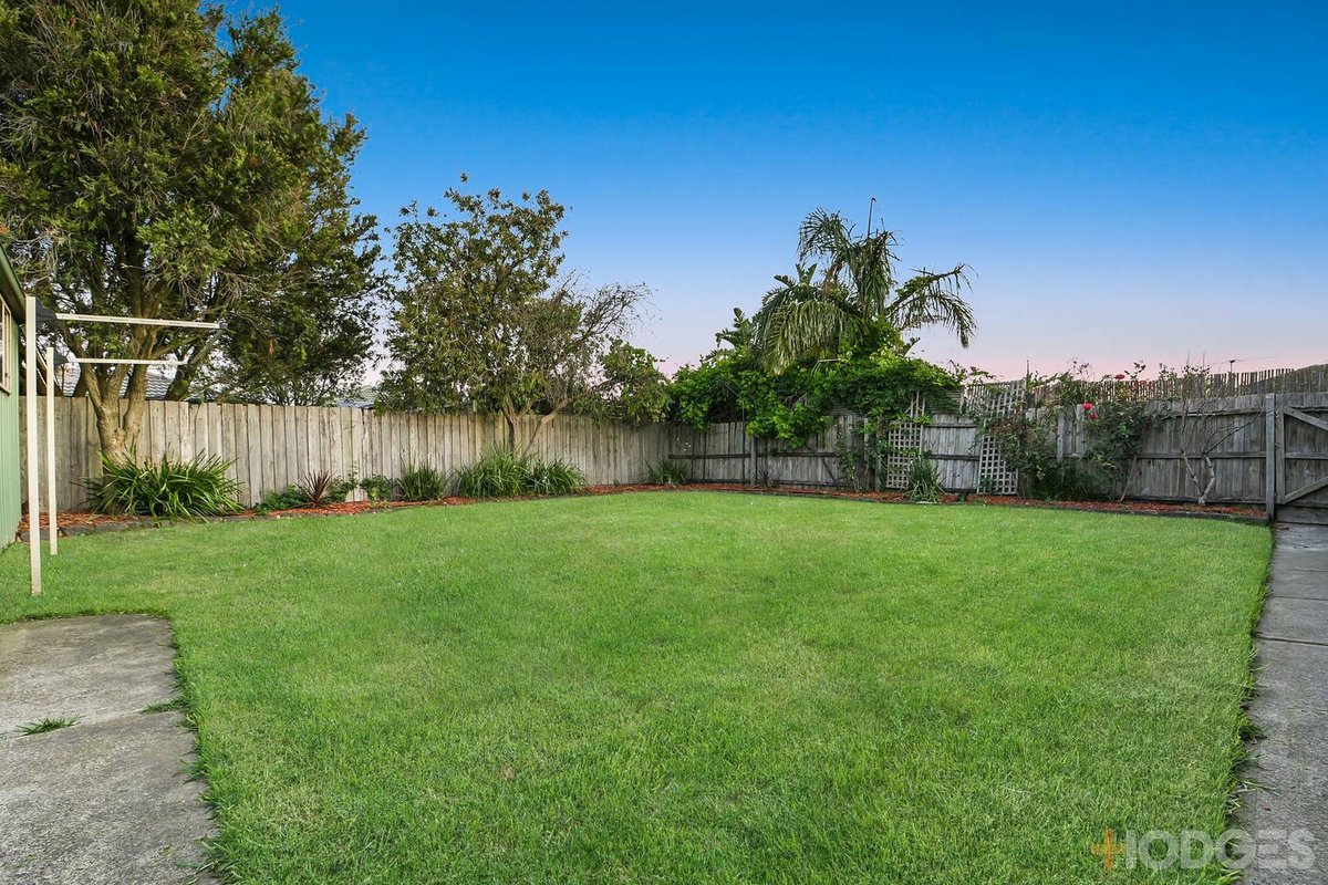 14 Lansell Drive Cranbourne North - Residential for sale