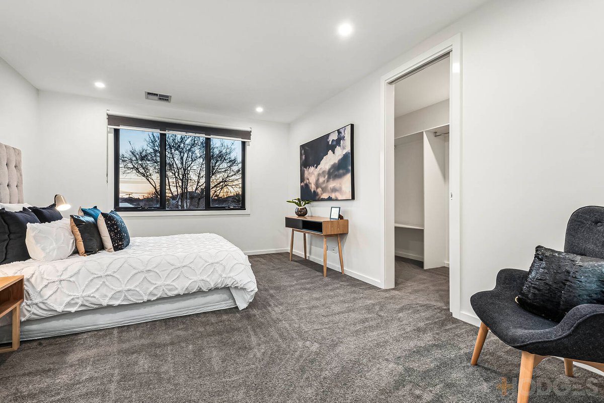 1 / 4 Lilac Street Bentleigh East - Residential for sale