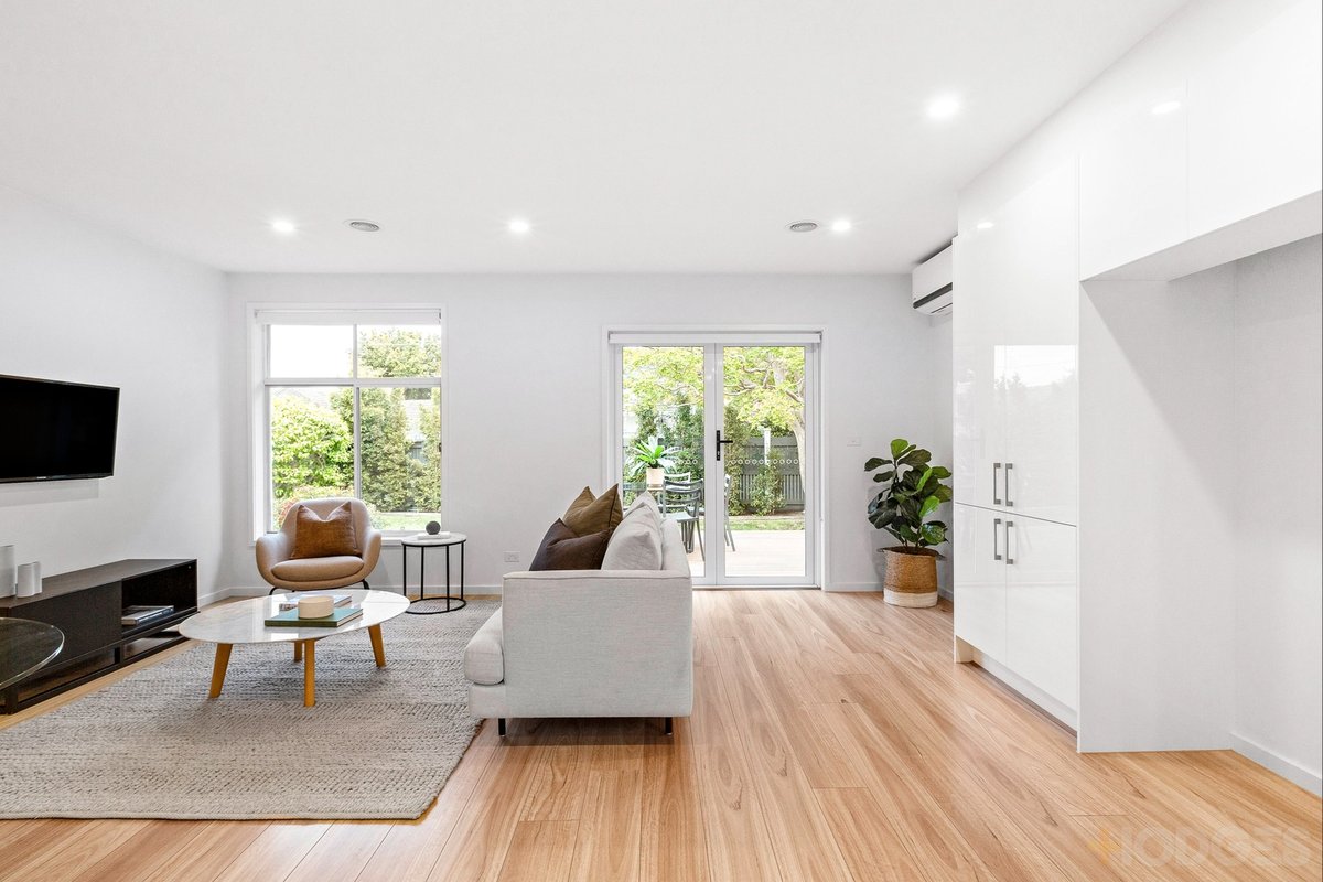 1 / 4 Linden Avenue Cheltenham - Residential for sale