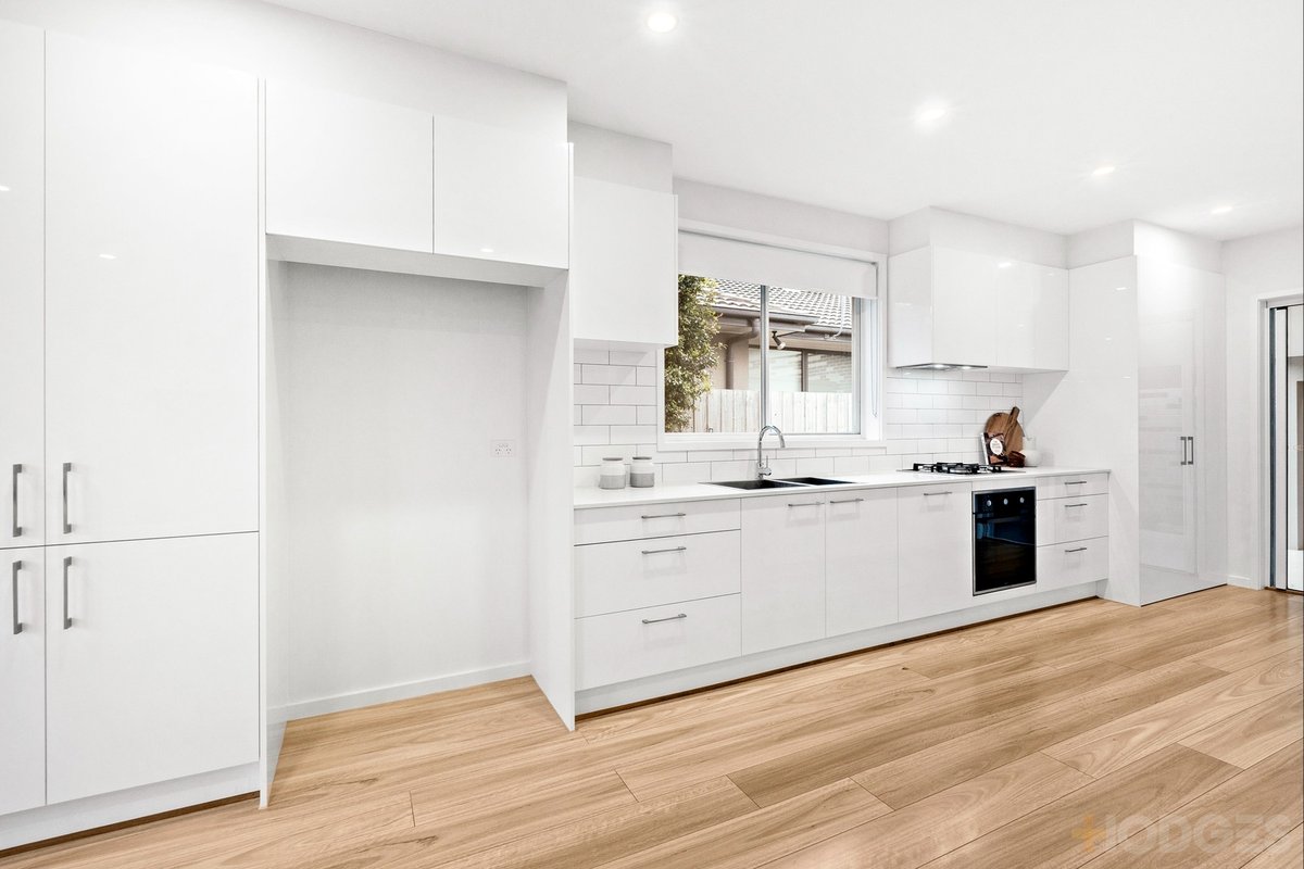 1 / 4 Linden Avenue Cheltenham - Residential for sale