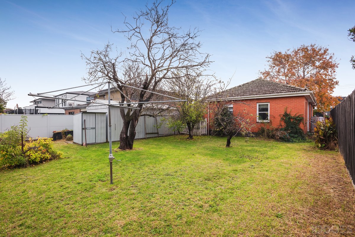 14 Luckins Road Bentleigh - Residential for sale