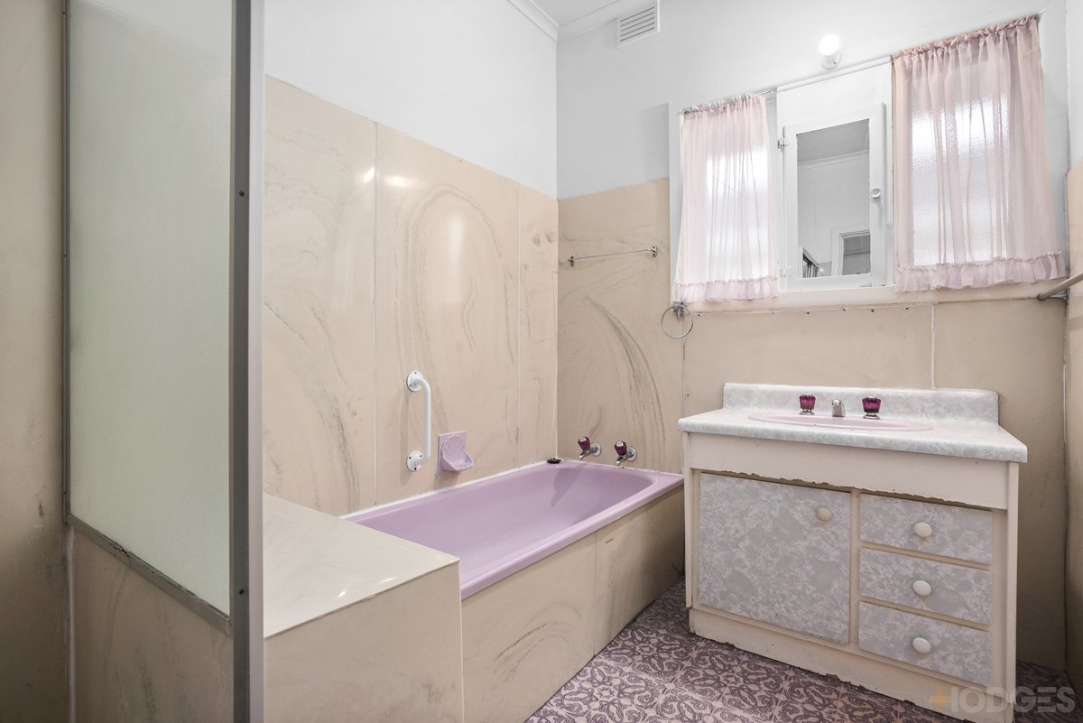 14 Luckins Road Bentleigh - Residential for sale