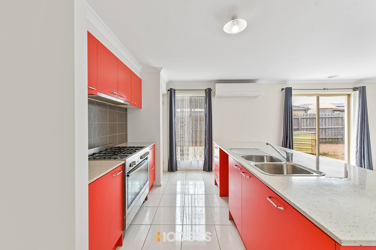 14 Parklink Drive Cranbourne East - Residential for sale