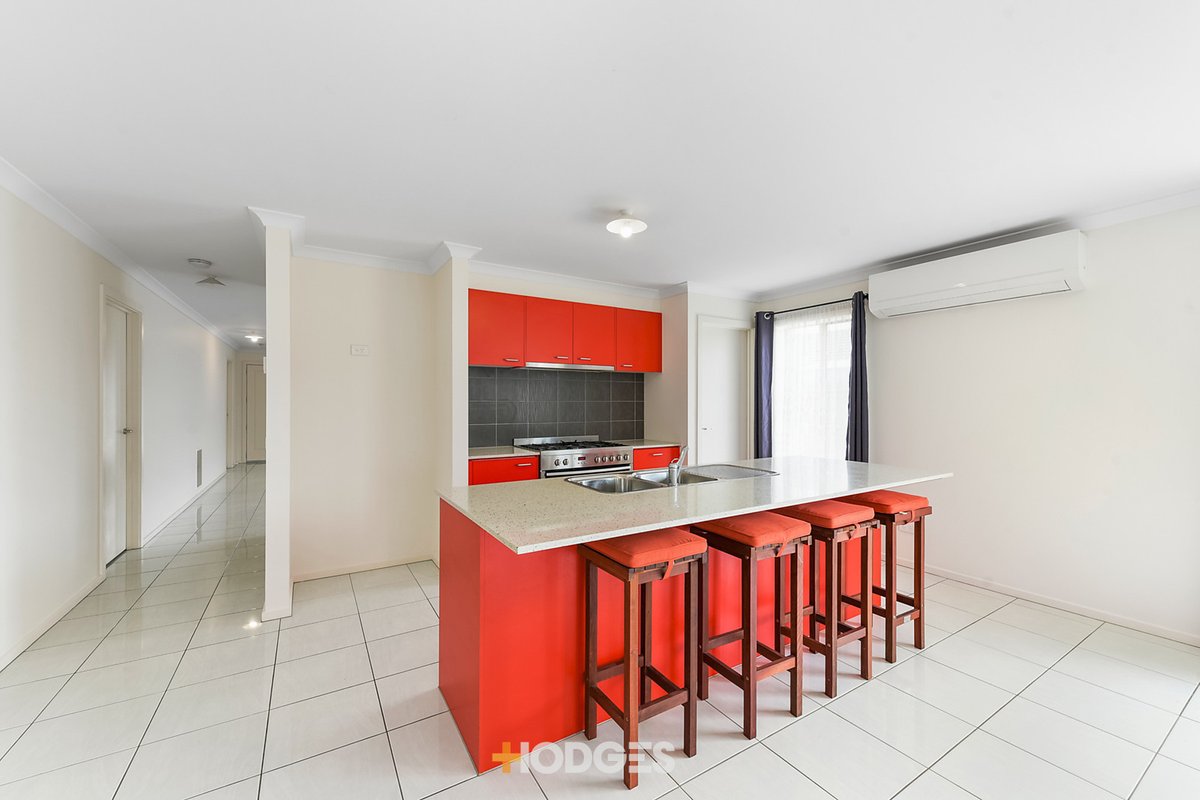 14 Parklink Drive Cranbourne East - Residential for sale