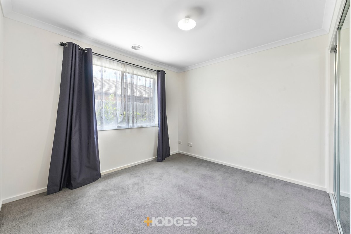 14 Parklink Drive Cranbourne East - Residential for sale
