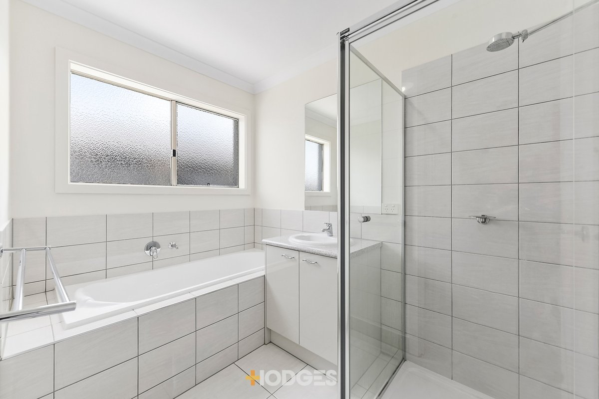 14 Parklink Drive Cranbourne East - Residential for sale