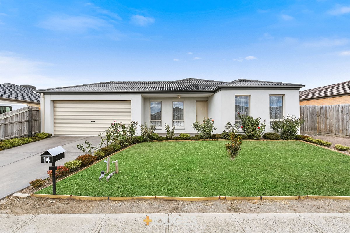 14 Parklink Drive Cranbourne East - Residential for sale