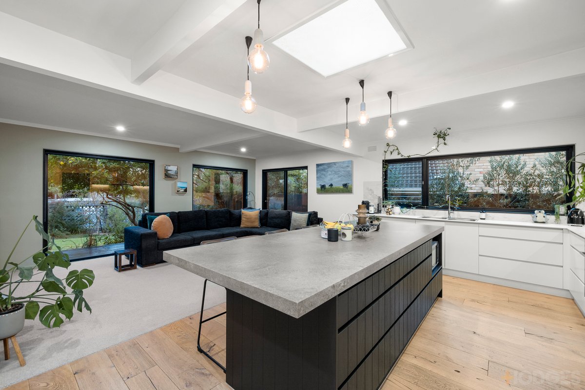 14 Sunset Avenue Beaumaris - Residential for sale