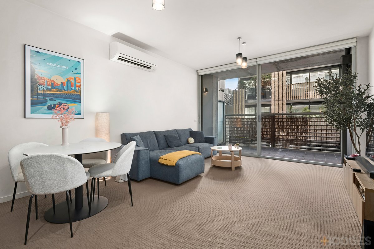 1 / 4 Victoria Street Windsor - Residential for sale